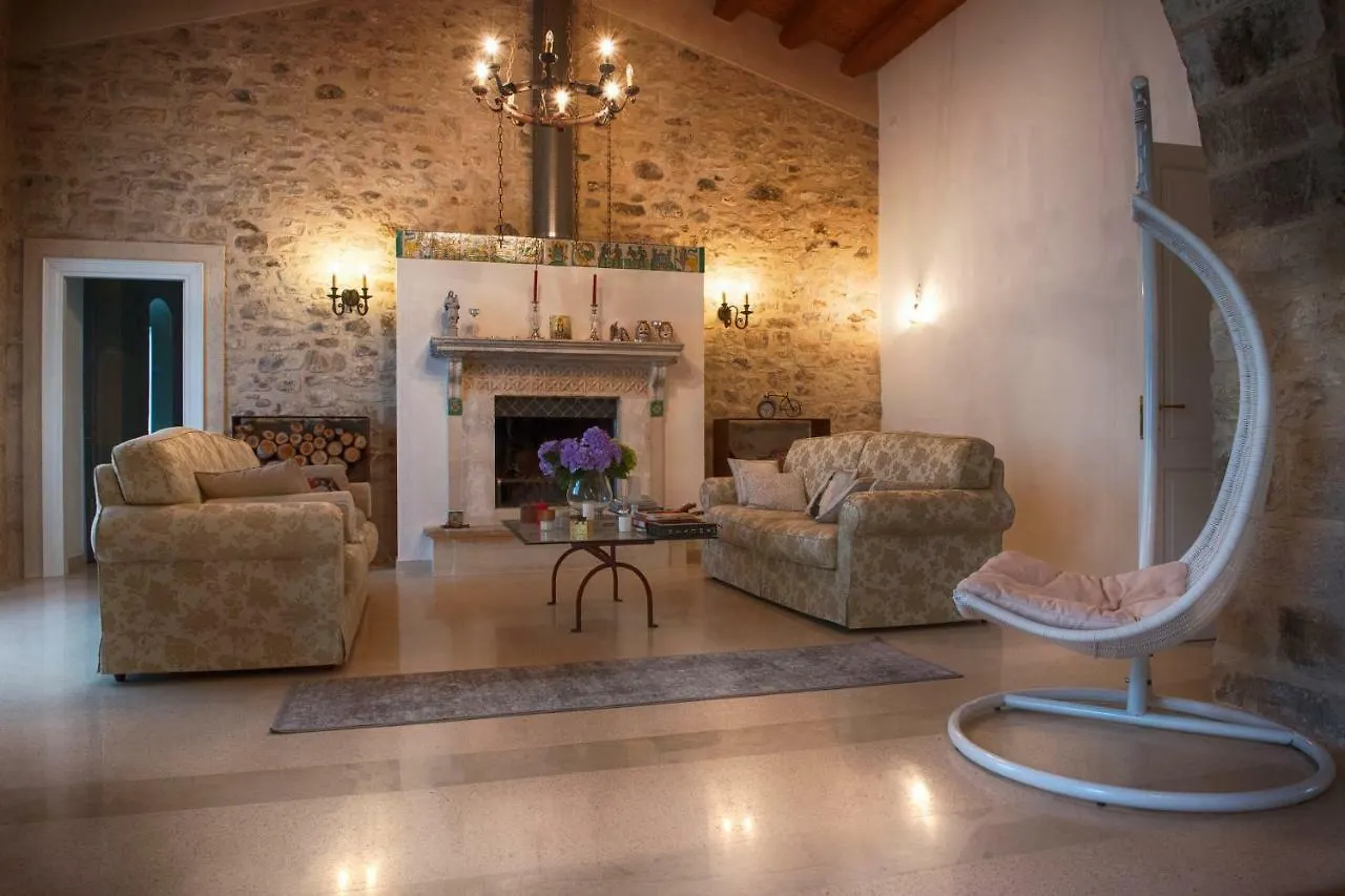 Villa Santa Margherita Chiaramonte Gulfi 0*,